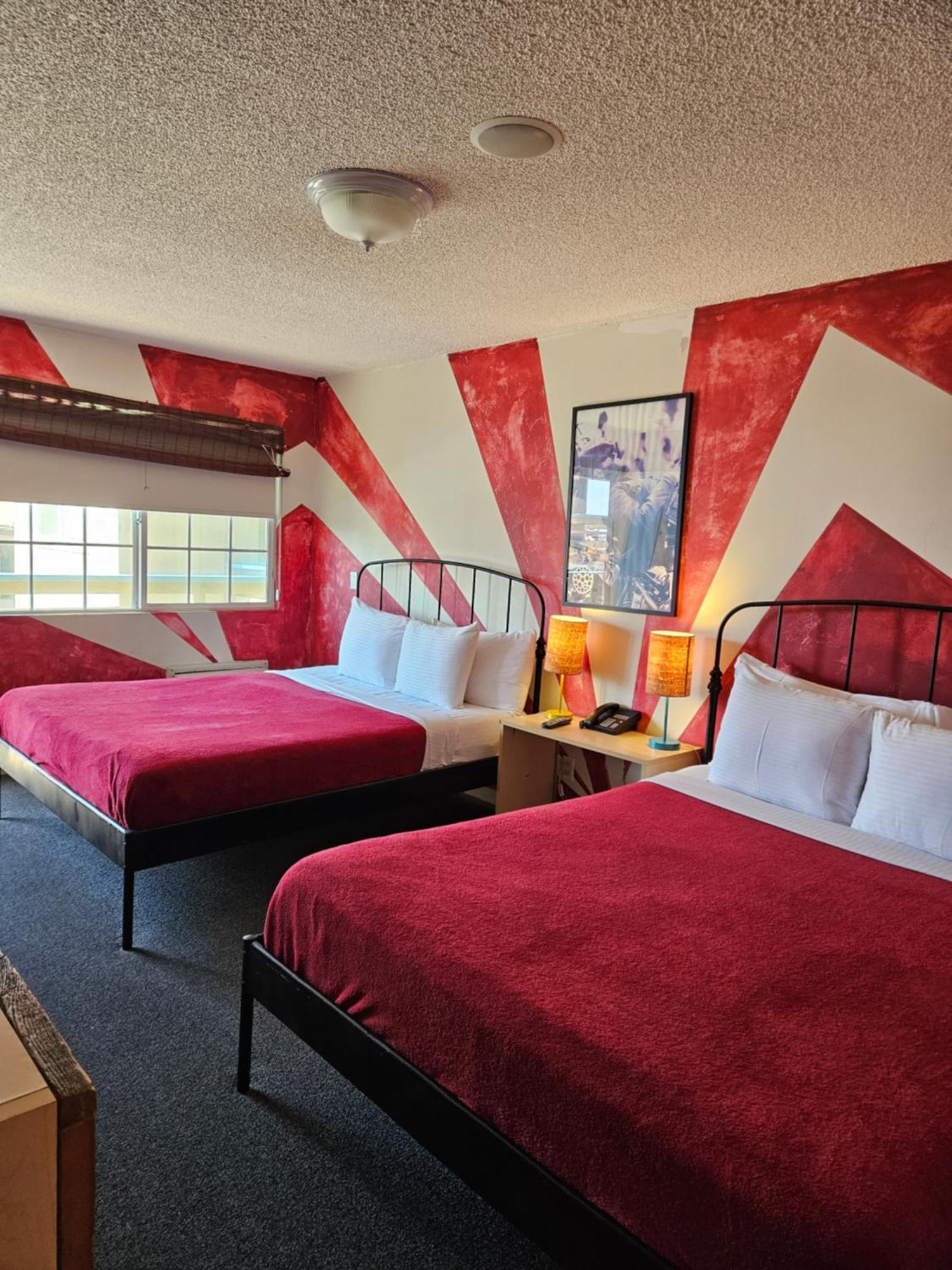 Huntington Surf Inn Huntington Beach Exterior foto